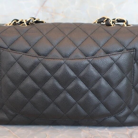 Authentic CHANEL JUMBO single flap black caviar leather shoulder bag 30cm - Picture 2 of 16